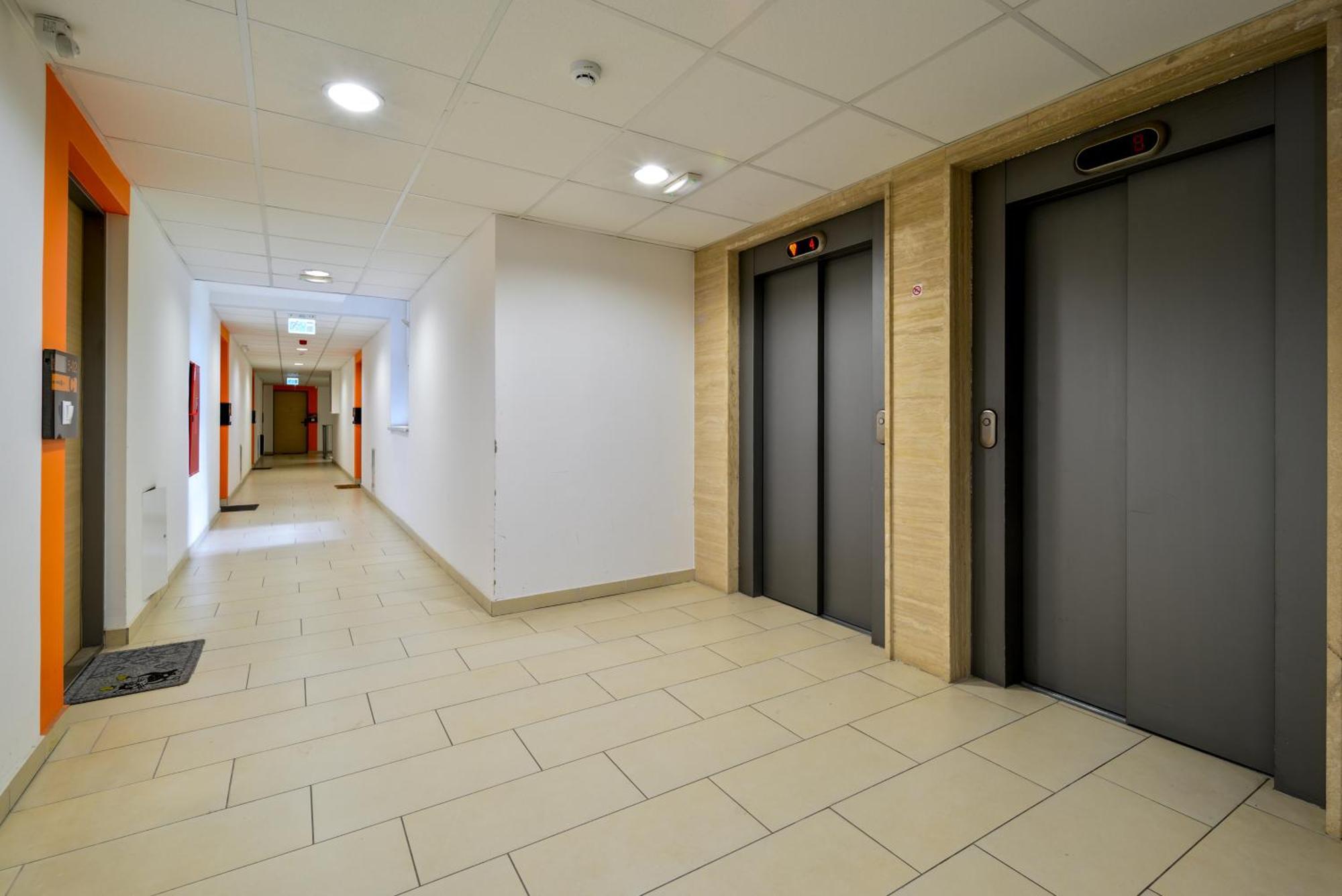 Sun Resort Residential Suite-Free Parking Garage Same Building Budapest Exterior foto